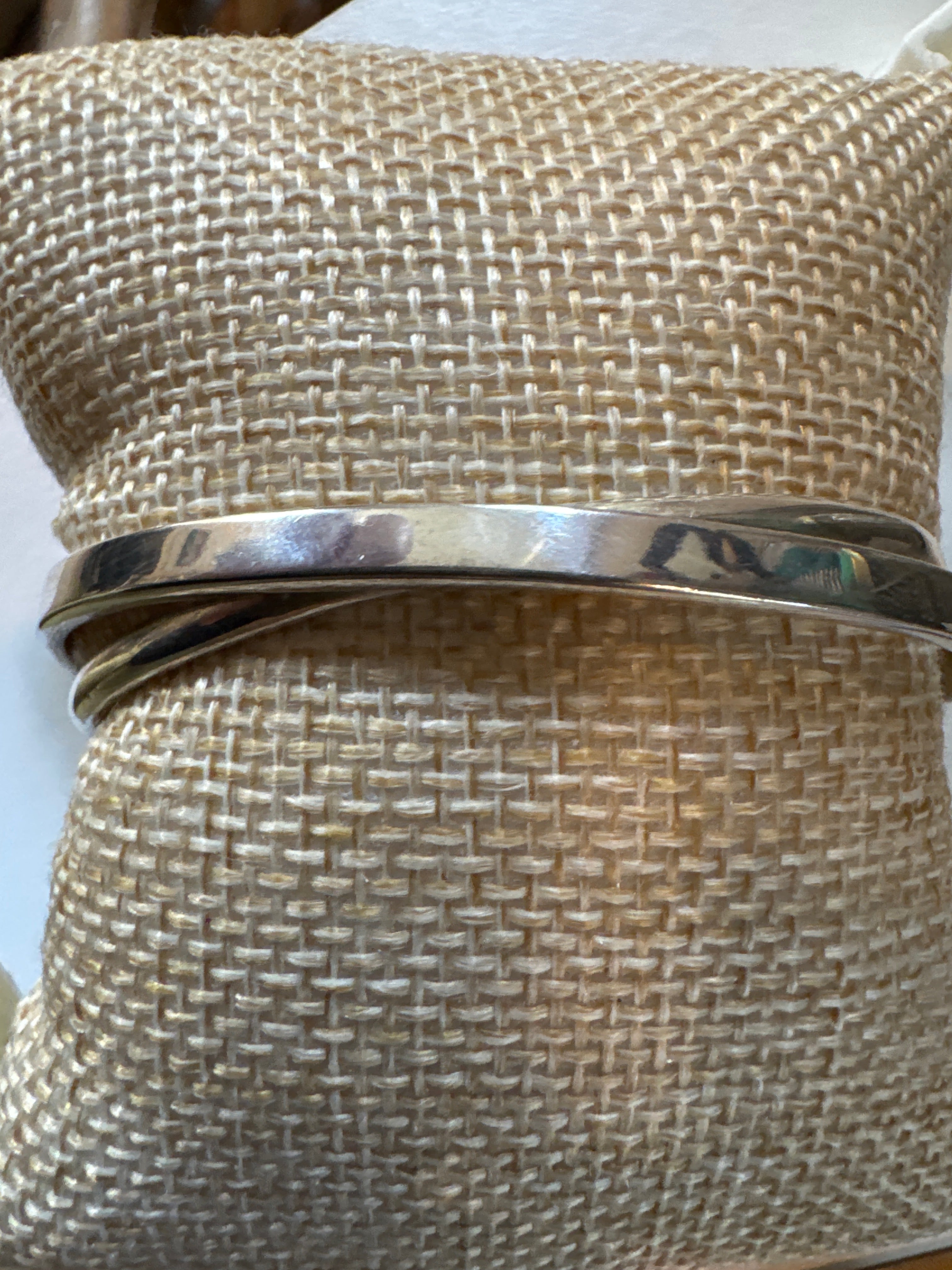 Siempre cuff