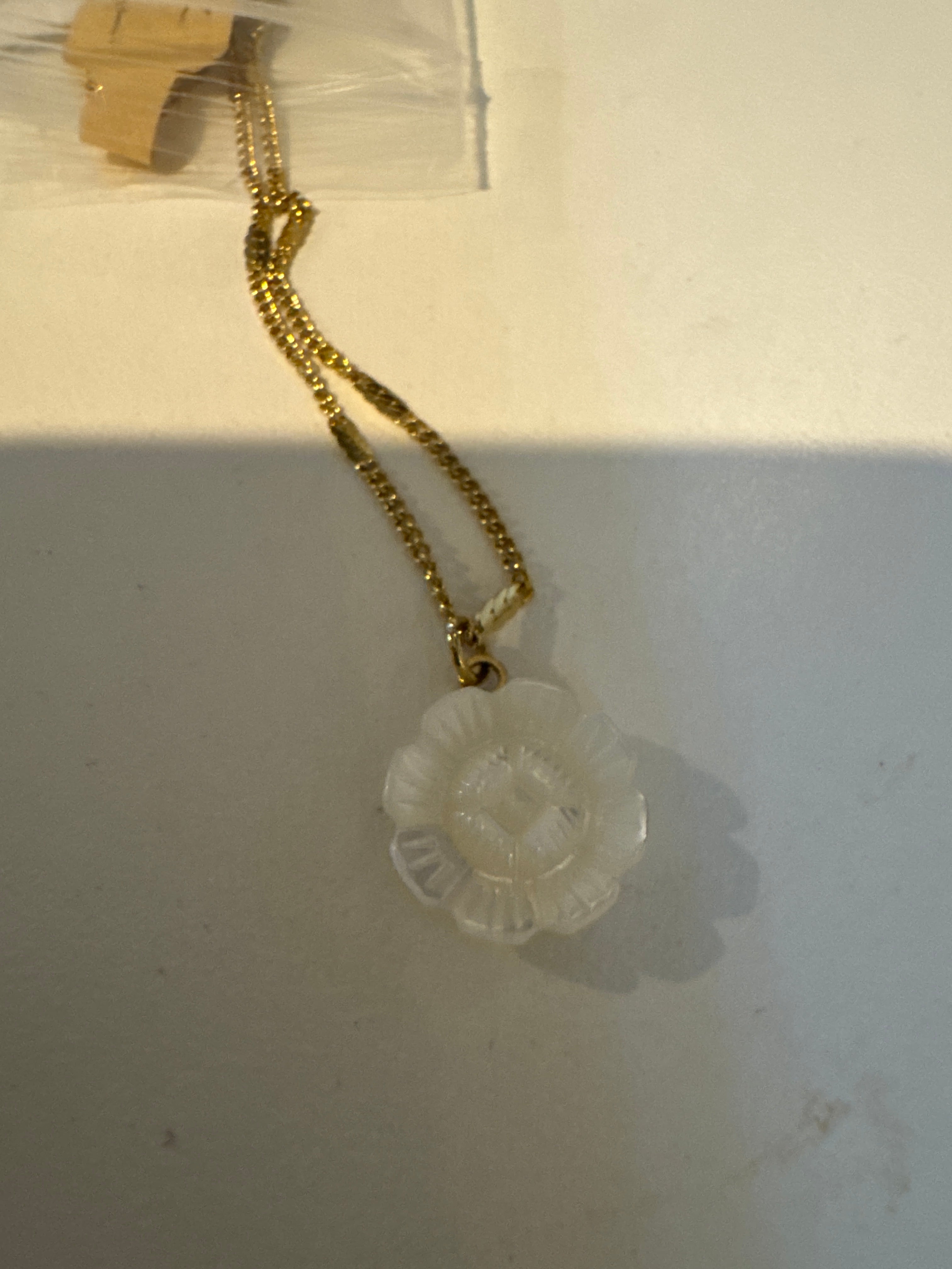 Petite bloom necklace