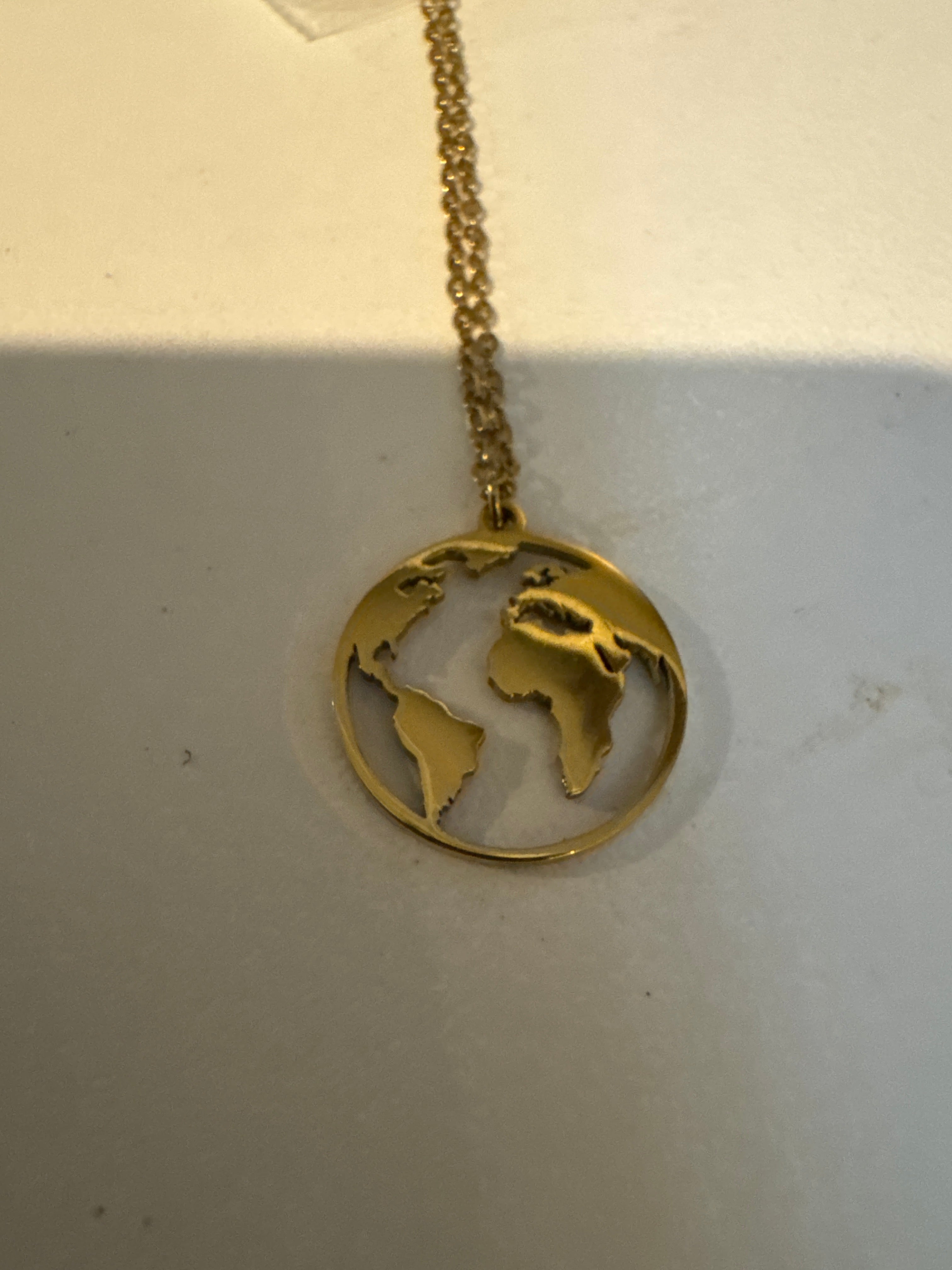 Unified necklace