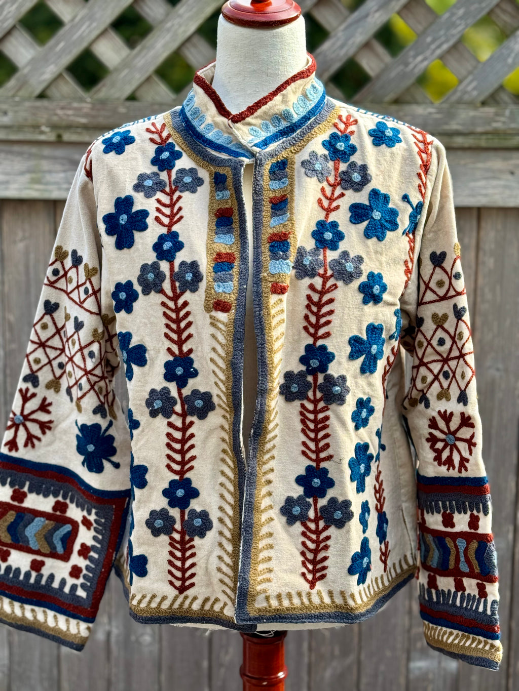 Suzani Jacket - velvet - off white