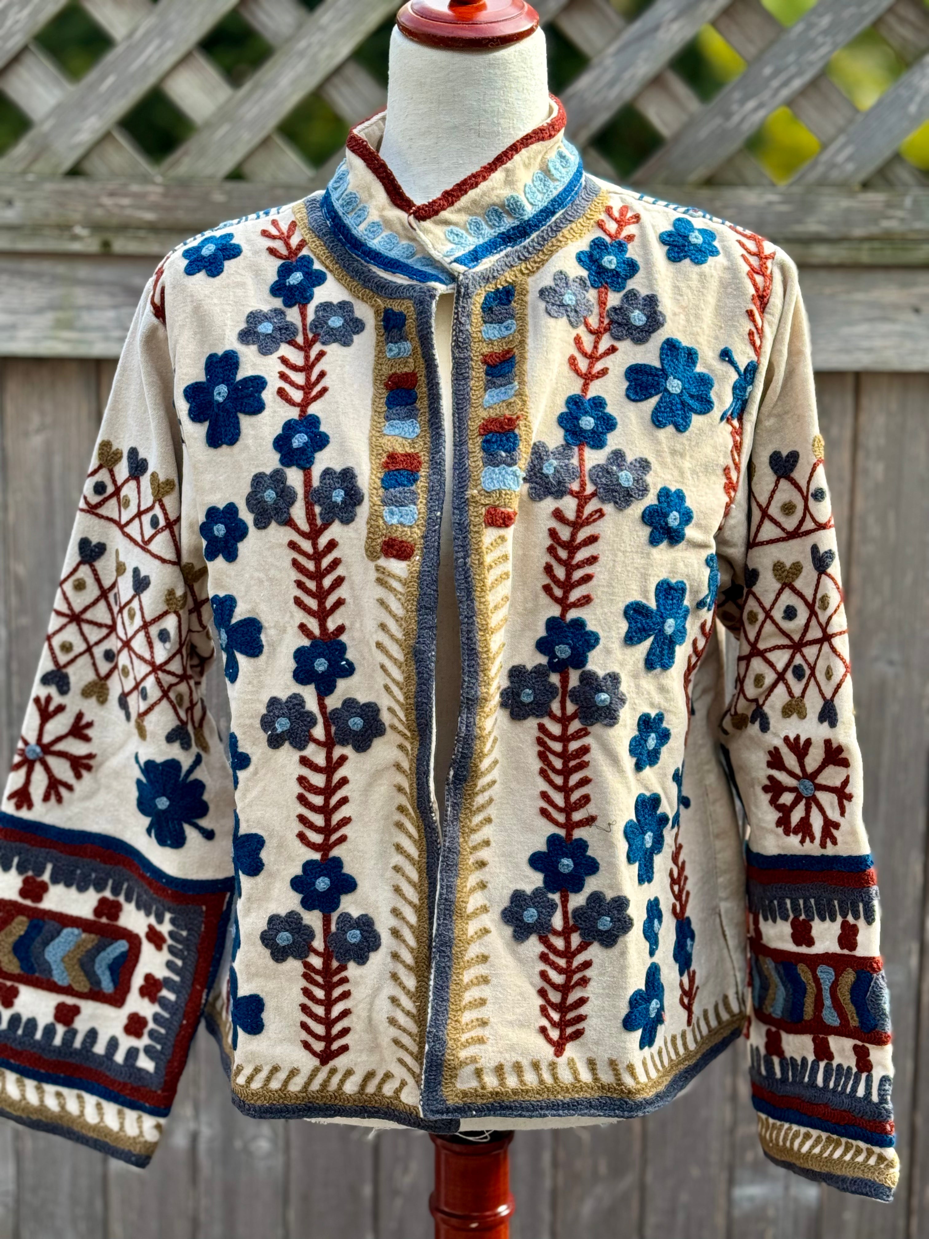 Suzani Jacket - velvet - off white